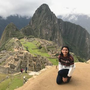 Meet your Posher, Danielle